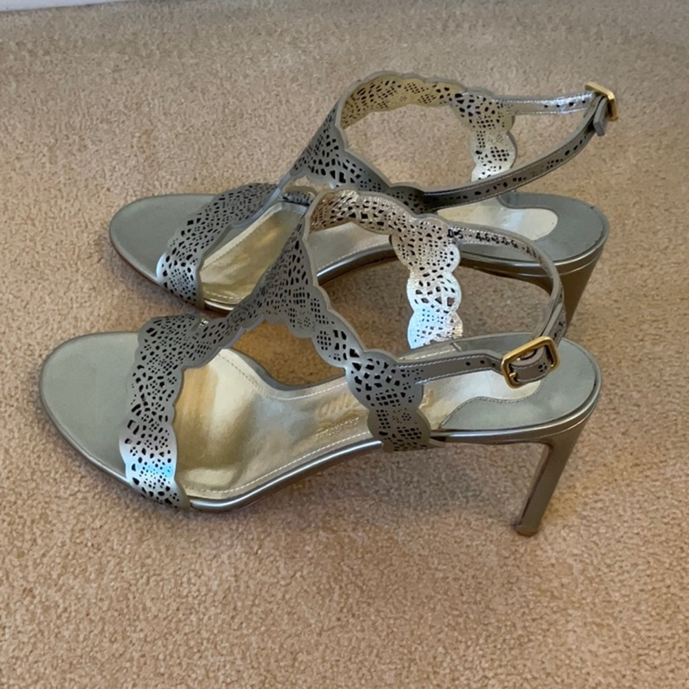 Salvatore Ferragamo Garcia Laser  Cut - Picture 5 of 9